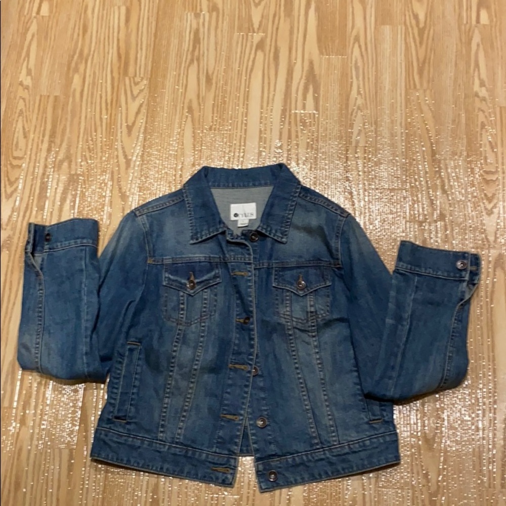 Women’s Jean Jacket